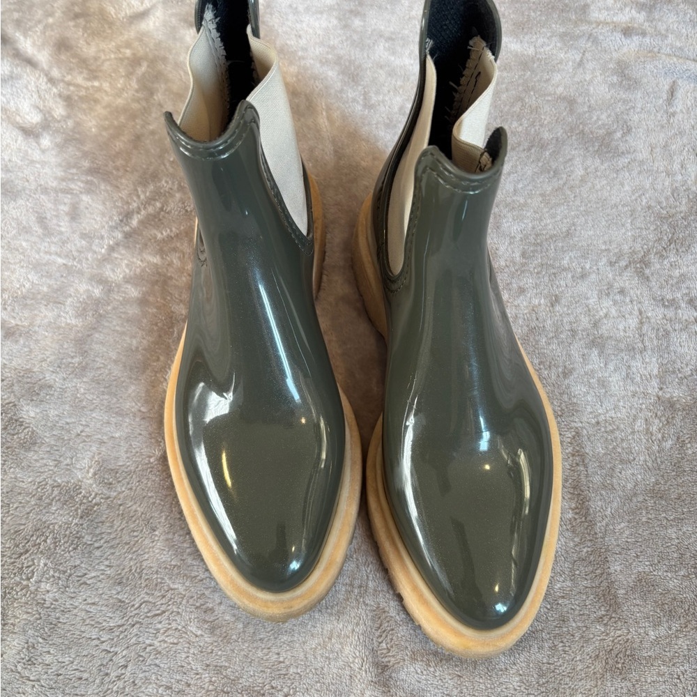 Stylish Green Women's Winter Boots